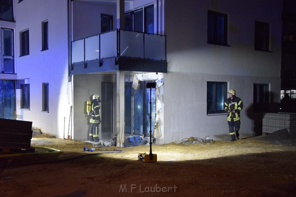 Feuer 1 Koeln Hoehenberg Fuldastr P06.JPG - Miklos Laubert